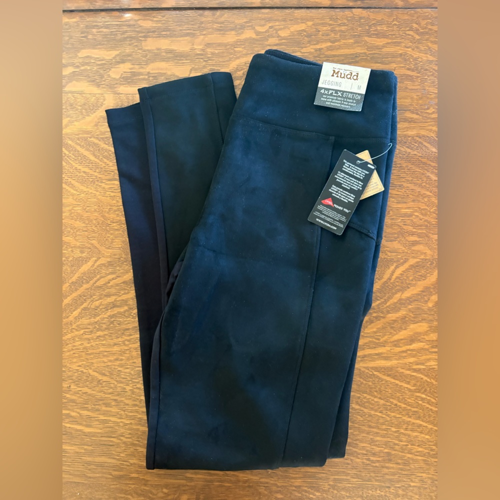 Mudd NWT faux suede stretch jegging women’s sz M